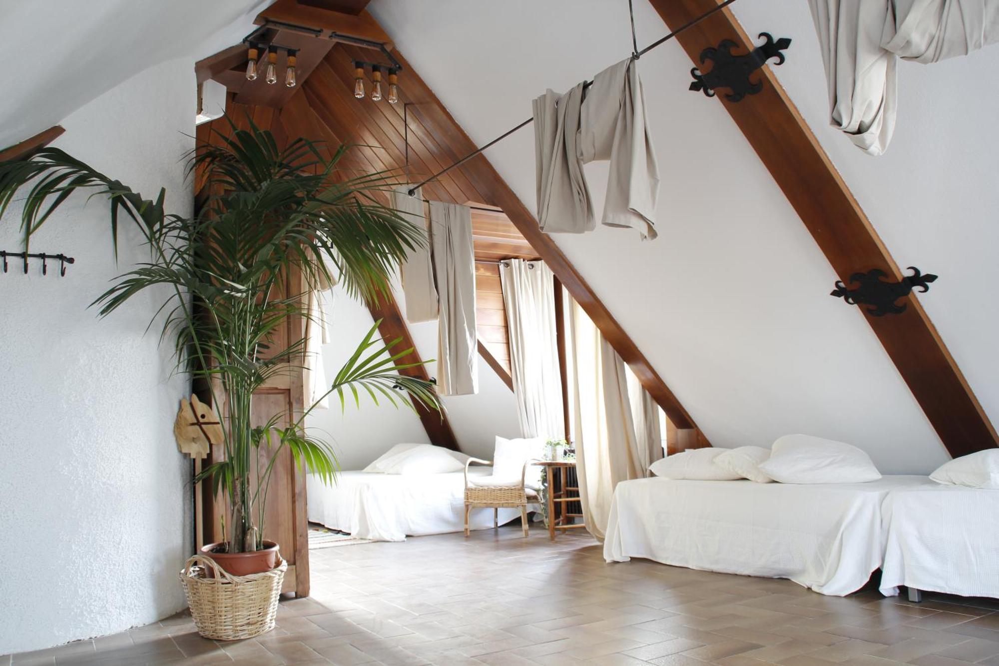 Attic Dels Sentits Hotell Perafita Exteriör bild