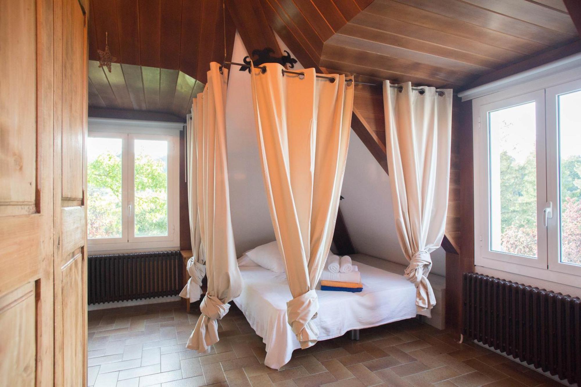 Attic Dels Sentits Hotell Perafita Exteriör bild