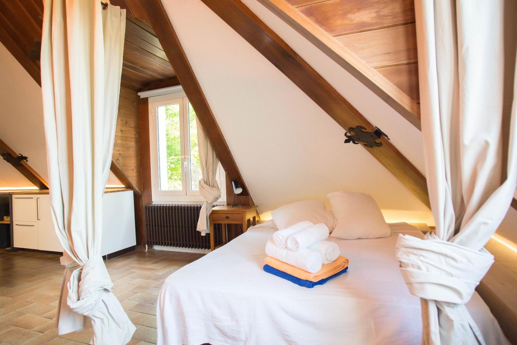 Attic Dels Sentits Hotell Perafita Exteriör bild